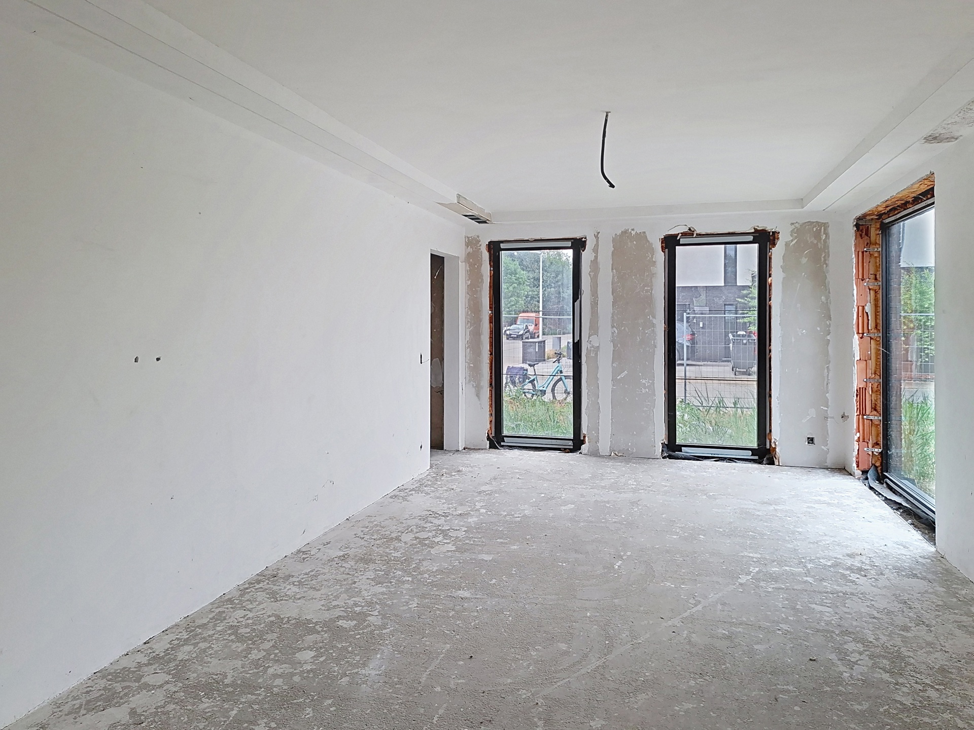 Residentiëel gelegen casco-woning in half open bebouwing - foto 5