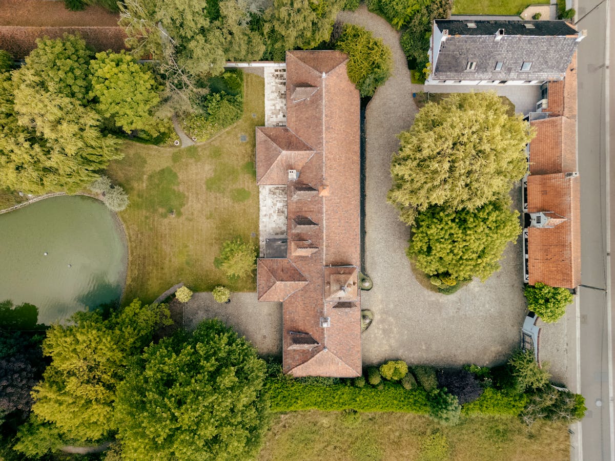 Unieke villa met vijver te koop aan de rand van Roeselare - foto 4