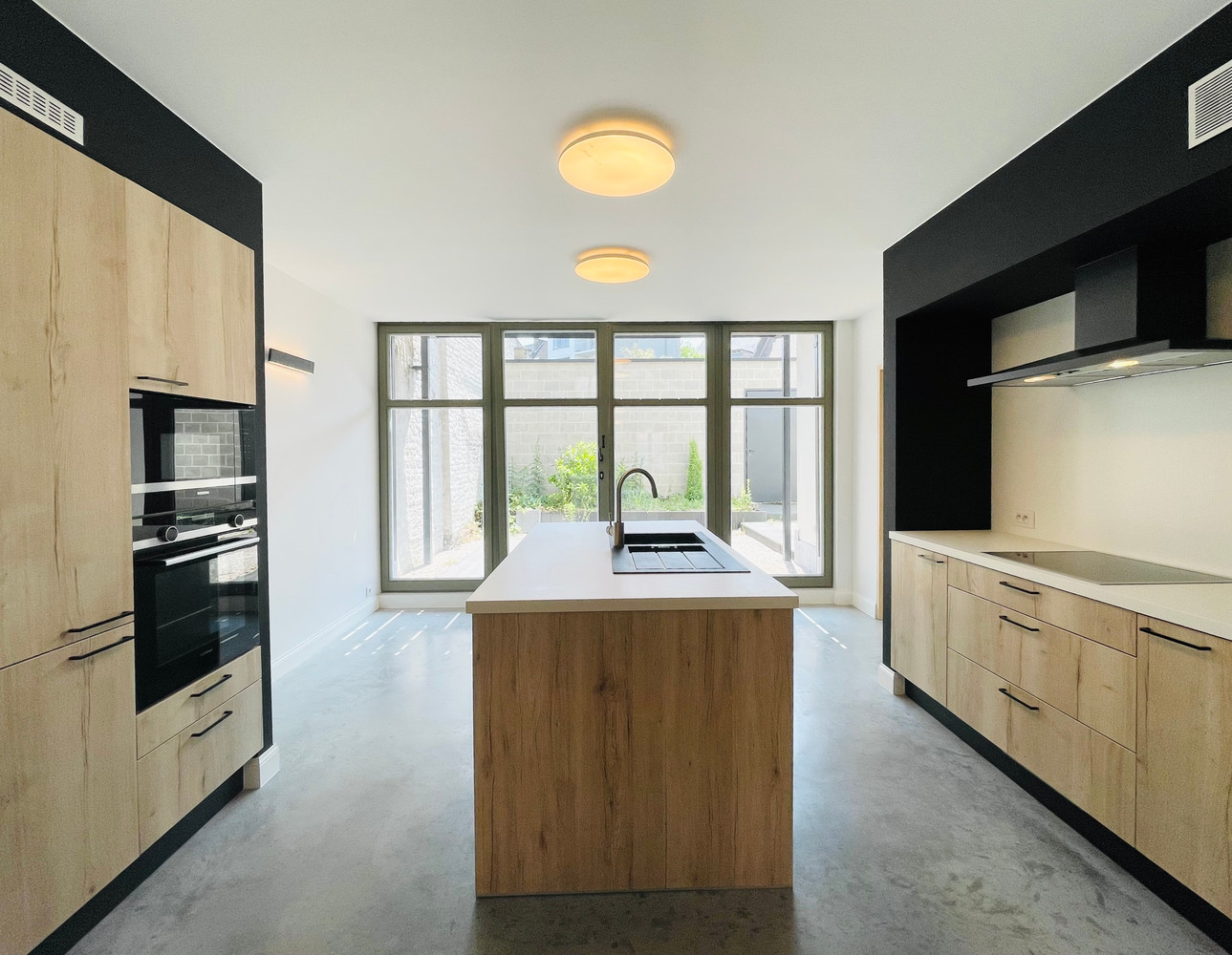 Luxueus appartement met zonnig terras gelegen in statig herenhuis omgeving Rozemarijnbrug/Coupure/Ekkergem. - foto 4