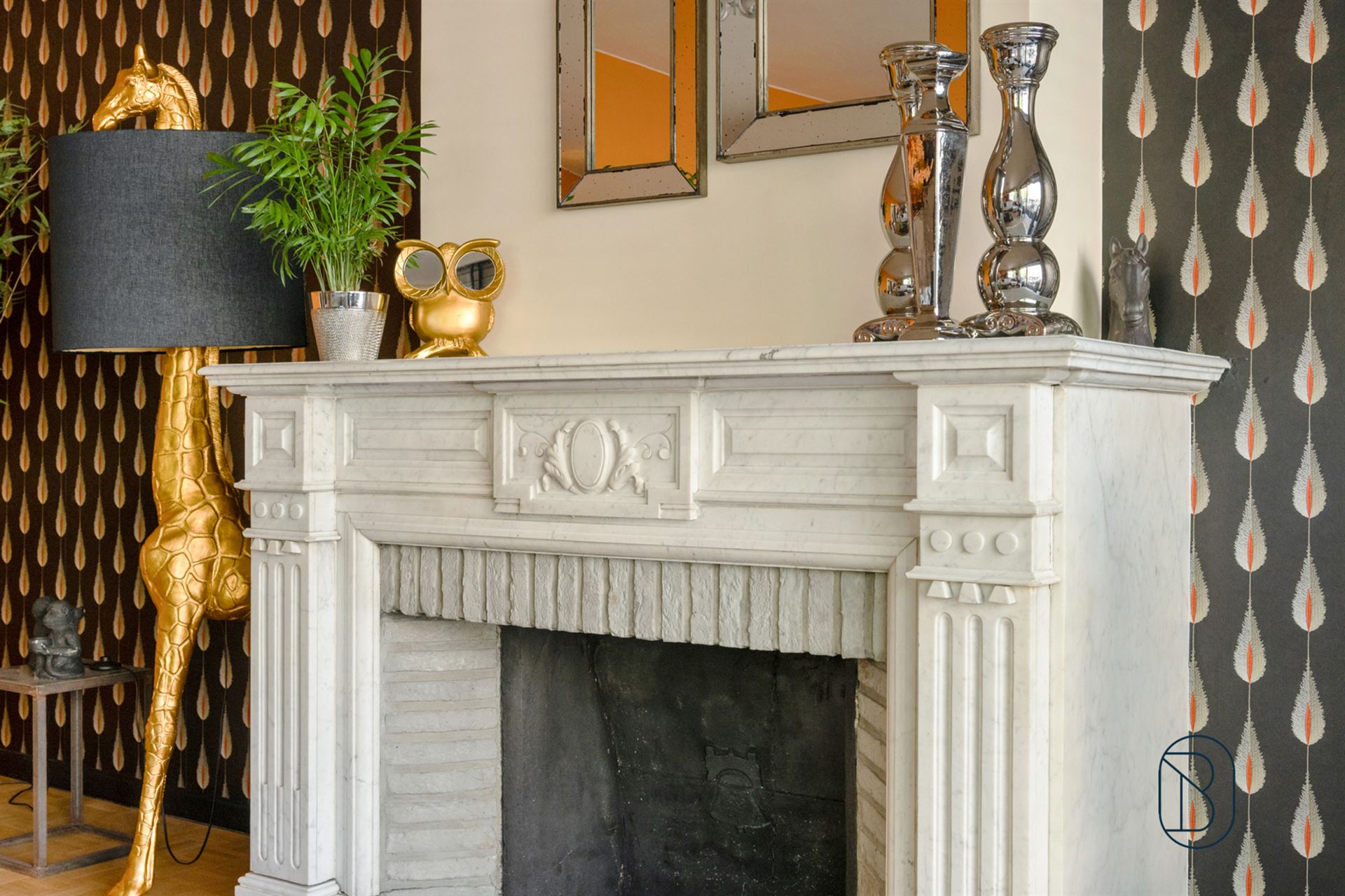 Downtown Ronse: Spacious 4-bedroom apartment with a 63 m² terrace - photo 4