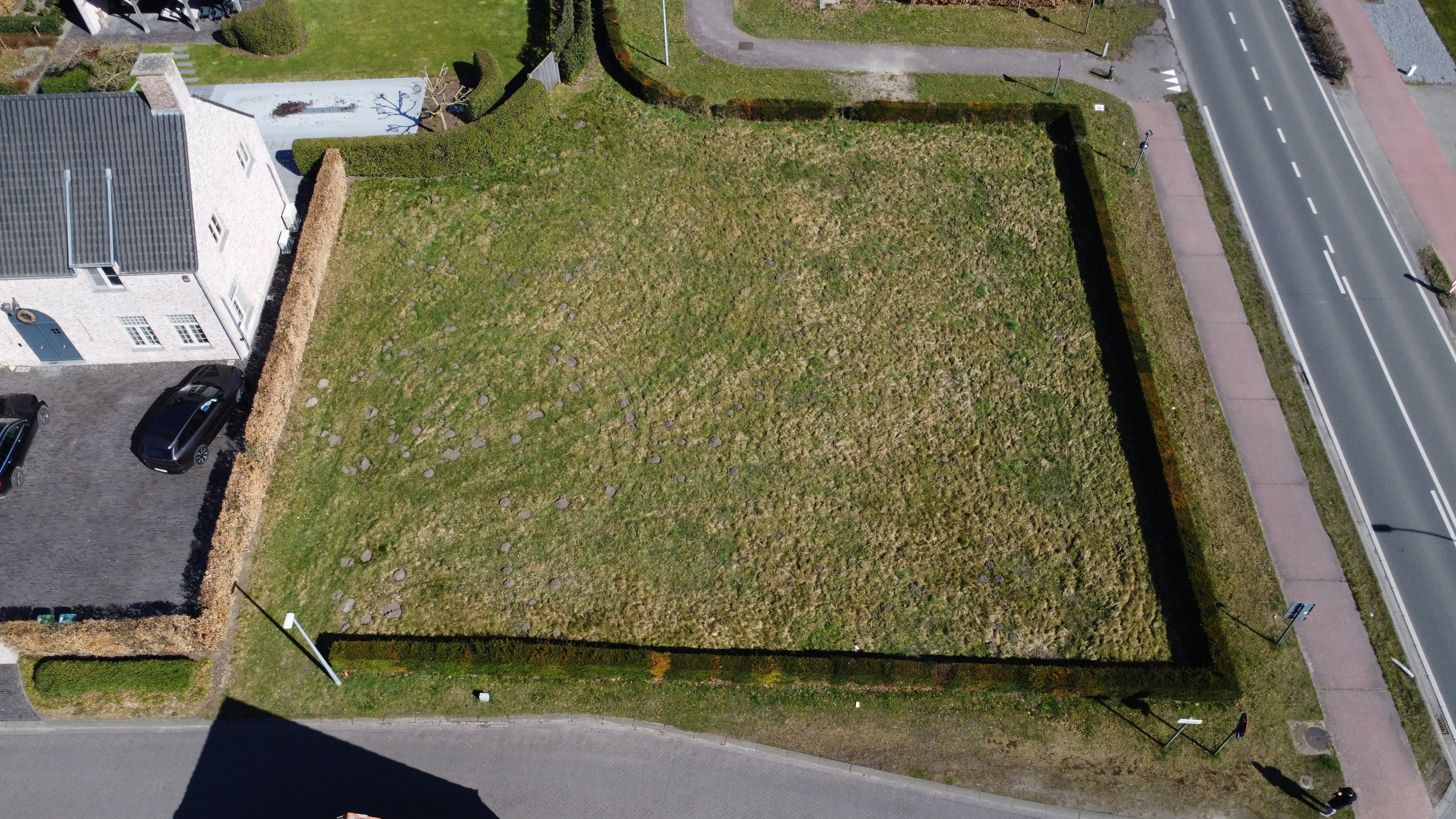 Centraal gelegen bouwperceel voor open bebouwing - foto 2