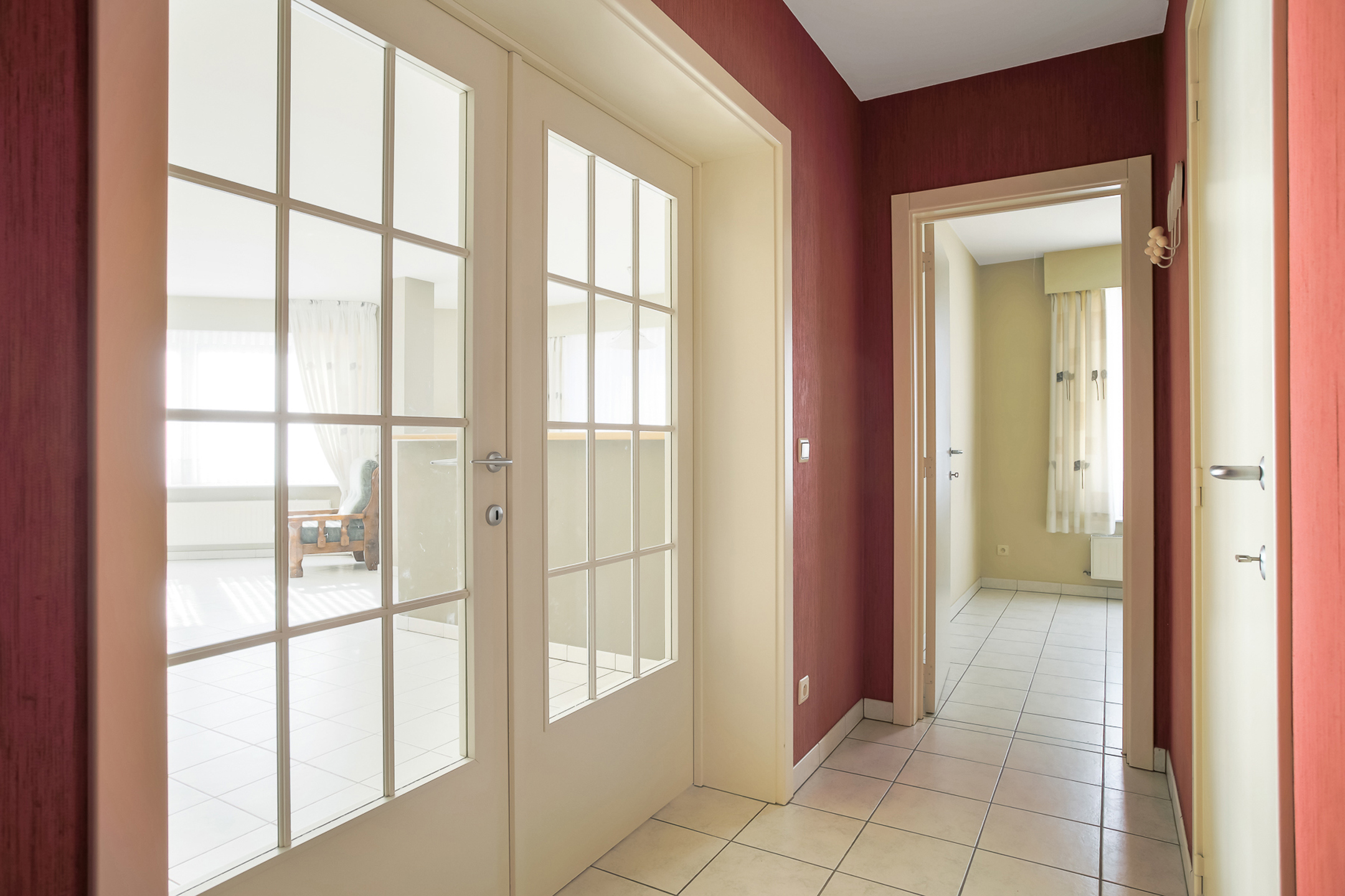 Instapklaar appartement met 2-3 slaapkamers . - foto 3