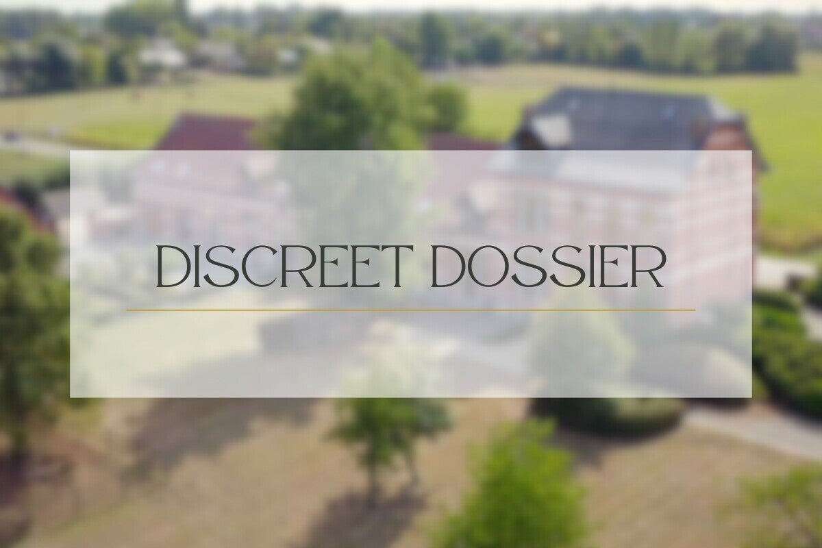 Volledig gerenoveerd kantoorgebouw met historische waarde - foto 1