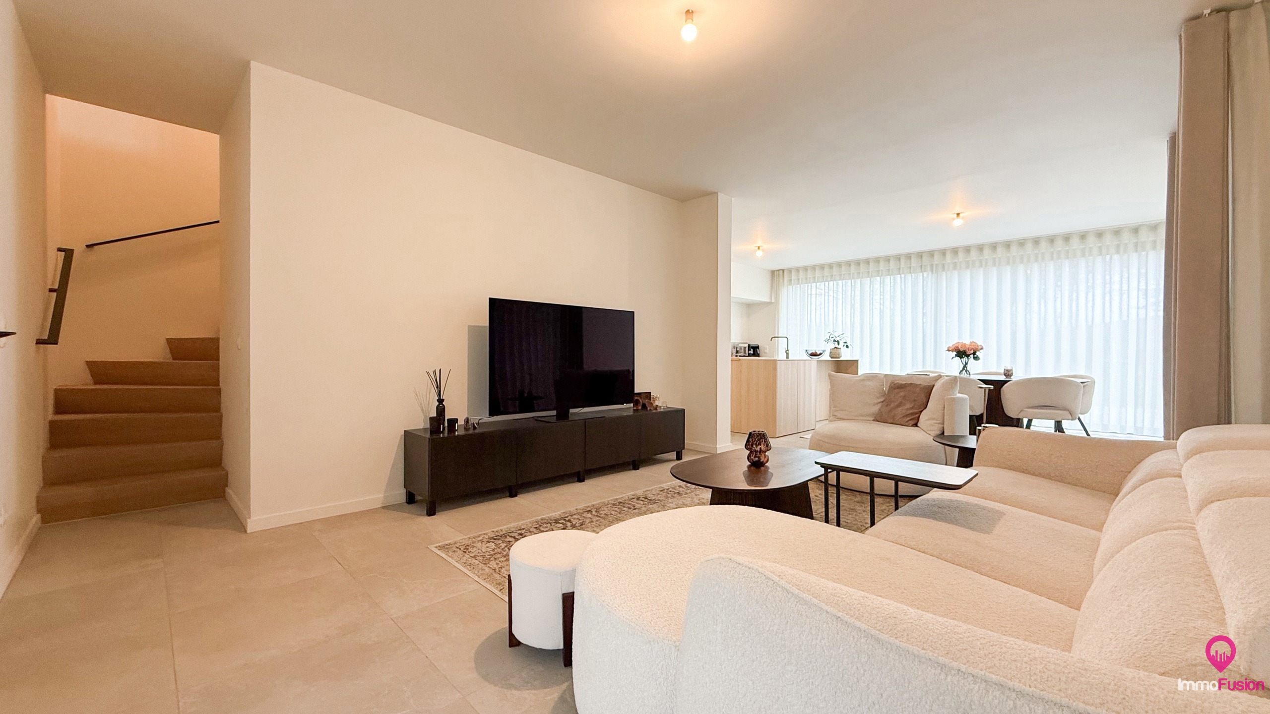 Stijlvolle nieuwbouwwoning met diepe tuin + vloerverwarming! - foto 2