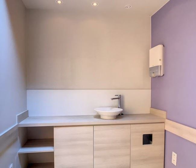 Commercial à louer à Courtrai - photo 3