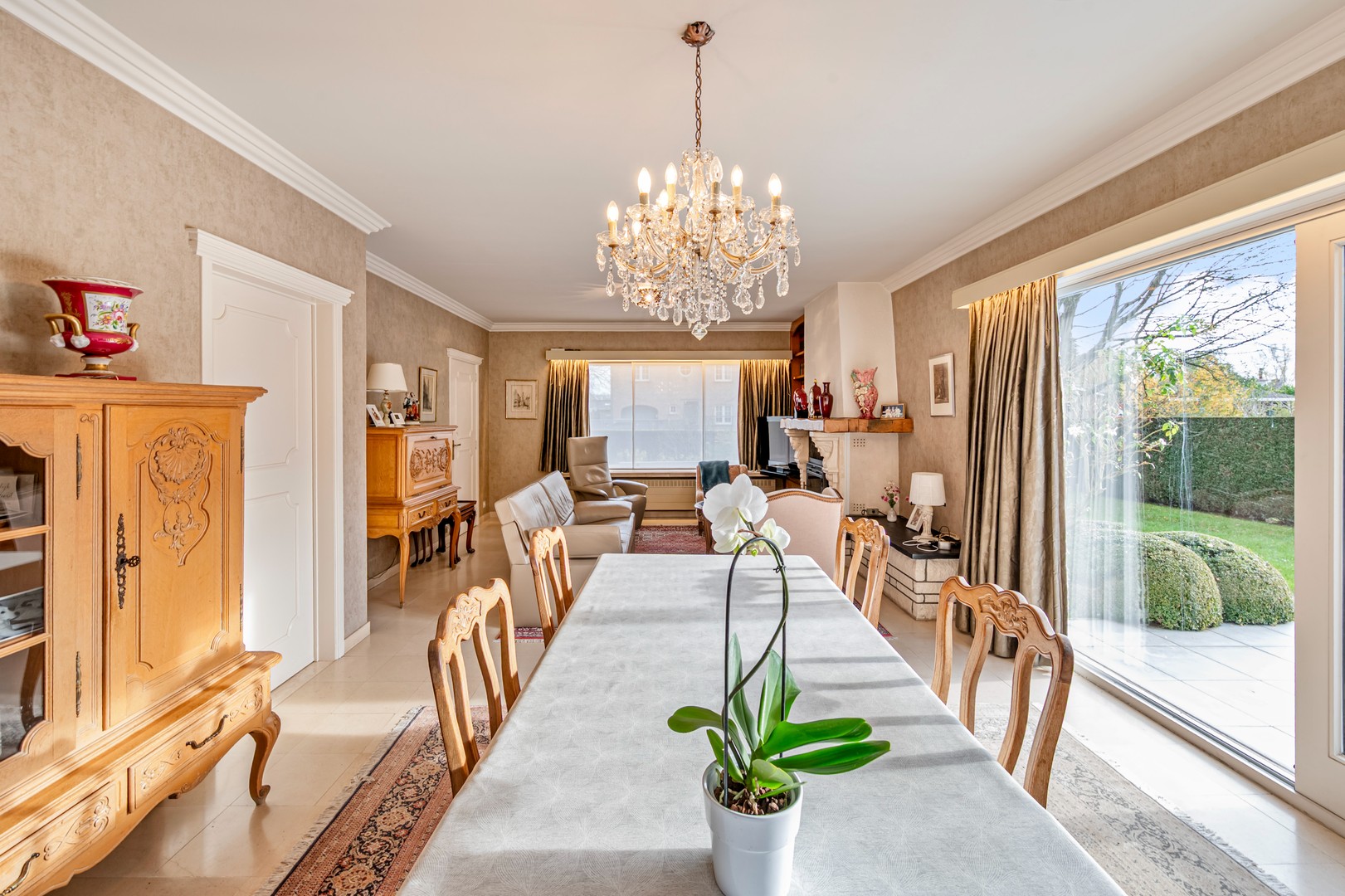 Uiterst verzorgde vrijstaande woning op ca 1070m2 met knap aangelegde tuin! - photo 4