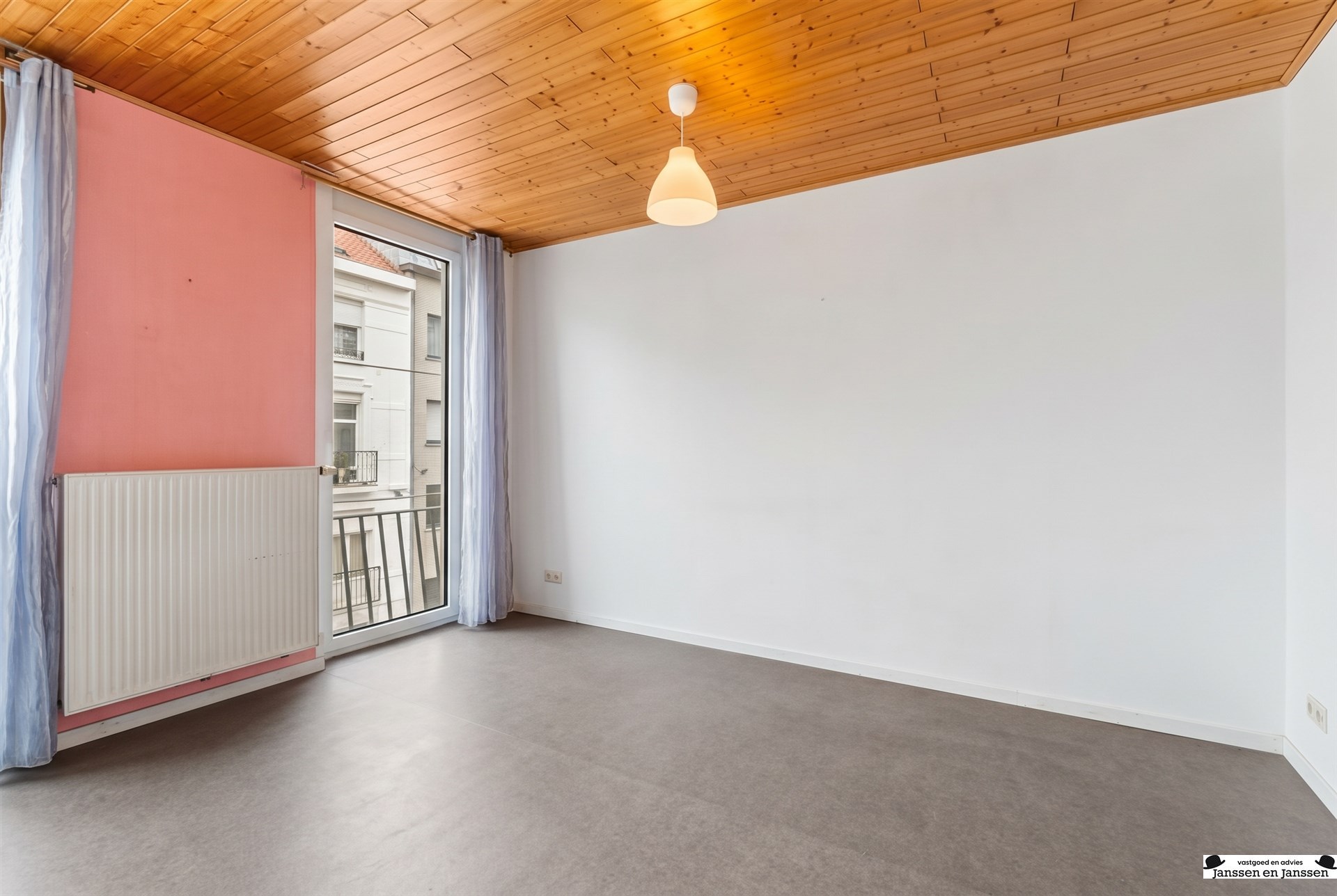 Centraal gelegen duplex appartement nabij strand - foto 3