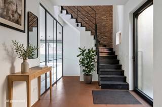 <p>Deze prachtige woning ligt op de grens van Edegem en Hove en werd door de huidige eigenaars recent gerenoveerd met een duidelijke klemtoon op gebruikte materialen, contact met de tuin en energetische prestaties. Het resultaat werd dan ook een pareltje waar esthetiek en wooncomfort hand in hand gaan. Technisch staat het huis uiteraard volledig op punt – conforme EK, handige domotica, zonnepanelen, vloerverwarming, warmtepompen, mooi EPC, asbestvrij, enz… De woning komt mooi gedocumenteerd. Indeling:</p>
<p>Benedenverdieping:</p>
<p>Ruime, lichte inkomhalhal met ingebouwde vestiaire en gastentoilet. Zeer ruime en open woonkamer en keuken (op knappe polybeton), ingericht met de meest moderne toestellen en kwalitatieve materialen. Voorzien van airco en vloerverwarming. Fantastische lichtinval dankzij grote raampartijen die toegang bieden naar de perfect georiënteerde tuin en terras. Grote garage met extra opbergruimte.</p>
<p>Eerste verdieping:</p>
<p>Master met ensuite badkamer voorzien van een ligbad. Extra douchekamer, toilet en drie ruime slaapkamers. Open ruimte op overloop. Alle kamers zijn voorzien van airco.</p>
<p>Tweede verdieping:</p>
<p>Twee ruime slaapkamers plus een extra ruimte, momenteel gebruikt als bureel. Kwalitatieve ingemaakte kasten, bedden en bureau's.</p>
<p>Kelder:</p>
<p>De droge kelder van zo'n 80m² groot is opgedeeld in vier ruimtes en is ideaal als wasplaats en opbergruimte.</p>
<p>Plannen en documentatie te vinden op www.reds.be. Voor meer informatie of een bezichtiging, neem gerust contact op met Daniël via mail (daniel@reds.be) of telefoon (0475.25.30.64).</p>