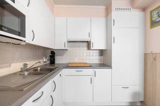 Te koop: zeer ruim appartement in de Vlaanderenstraat, centraal gelegen in het hart van Nieuwpoort, op korte afstand van winkels, horeca en...