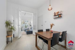 [[ DIT PAND NEEMT DEEL AAN DE ERA OPEN HUIZEN DAG OP 14/3 VAN 16:00 TOT 17:00 ]]Ben je op zoek naar een gerenoveerde woning met 2 à 3 slaapkamers en...