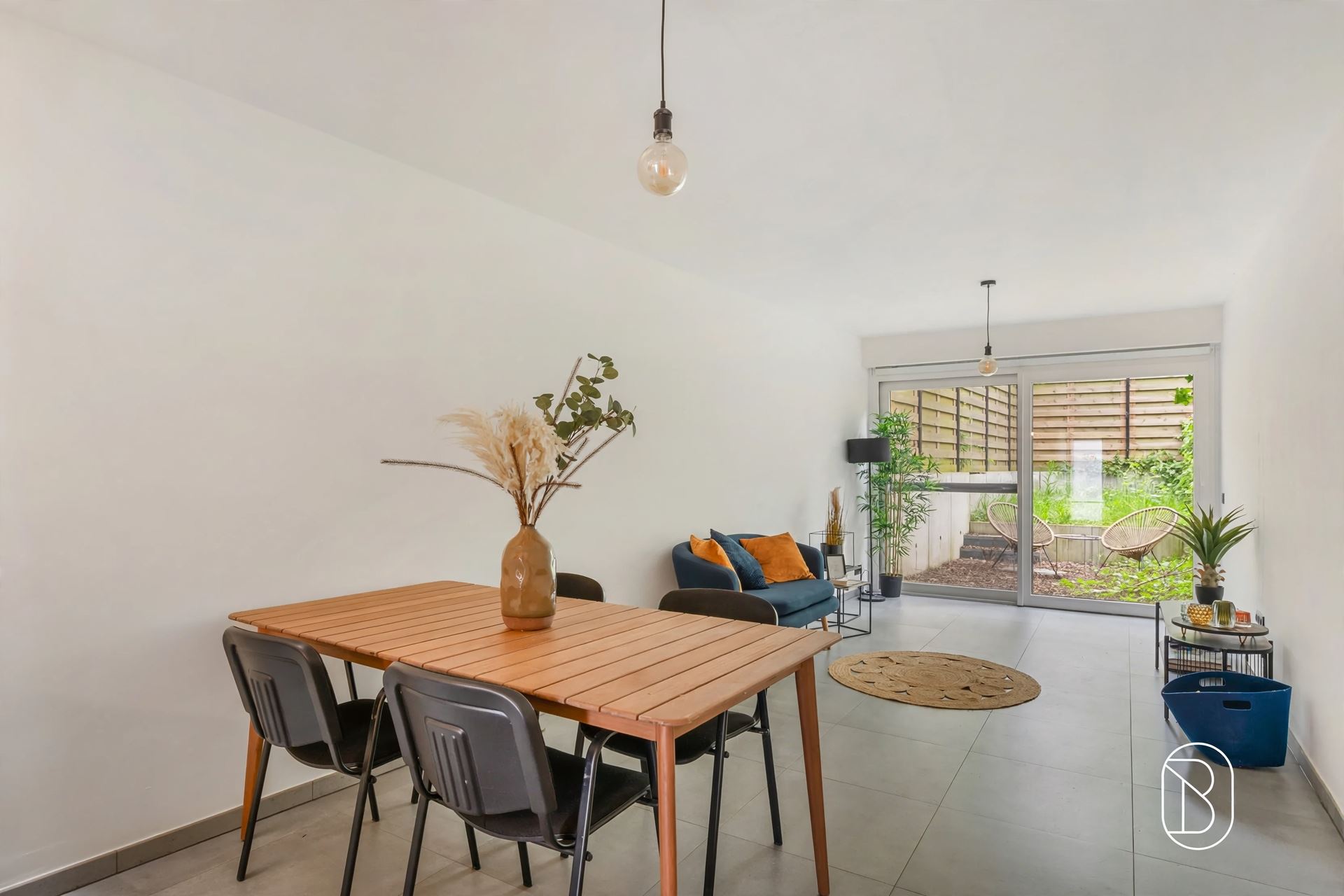 Mooie nieuwbouwwoning met 3 slk en 2 badkamers, + tuin - foto 4