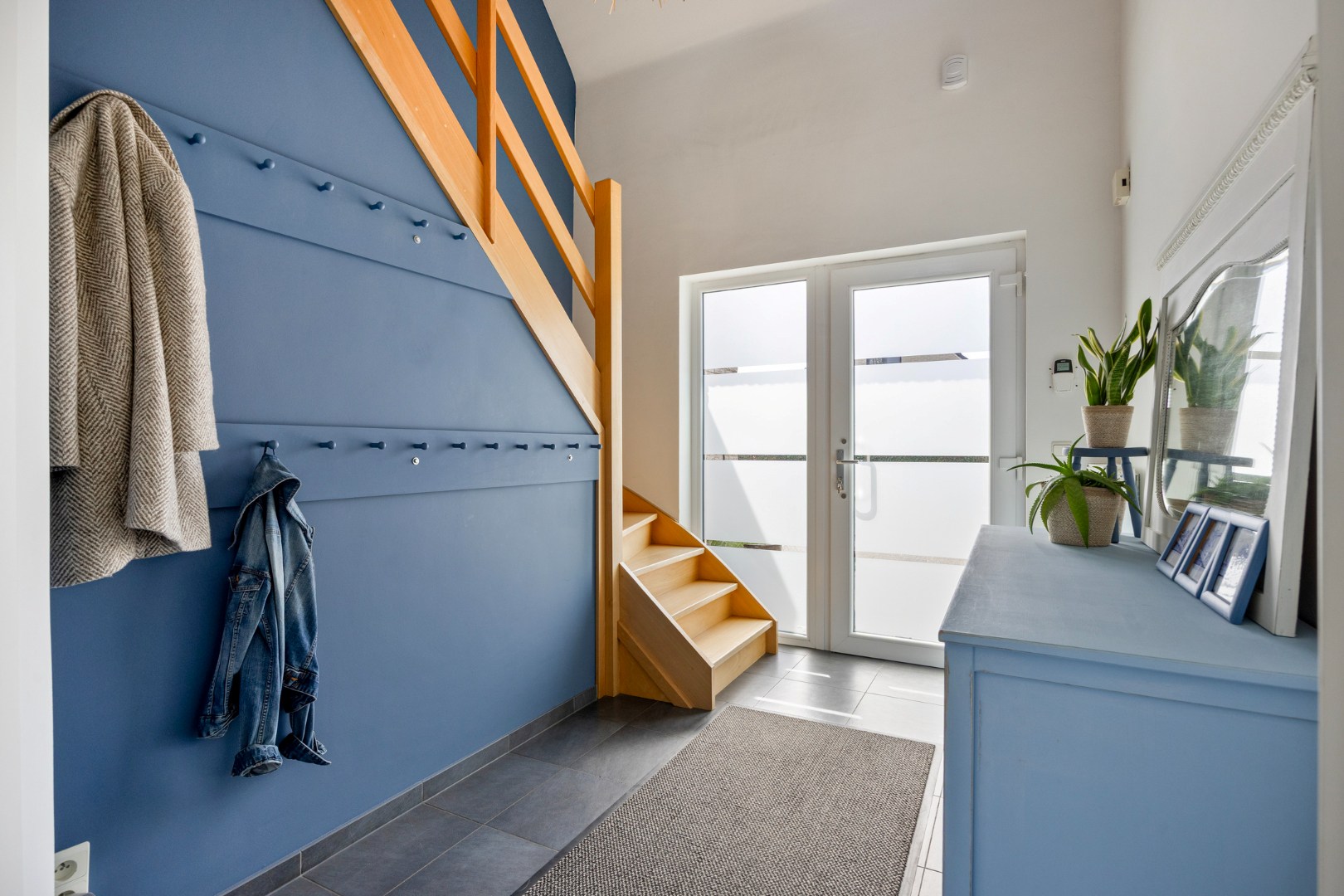 Idéalement située à Millen Riemst, cette belle maison avec jardin est à vendre. - photo 3