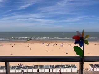 Leuk appartement met 1 slaapkamer en frontaal zeezicht in residentie Balmoral, Oostende - foto 5