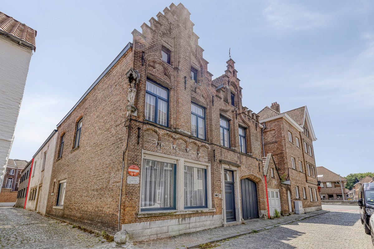Unieke woning met 6 slaapkamers en garage bij 't Zand in Brugge - foto 2