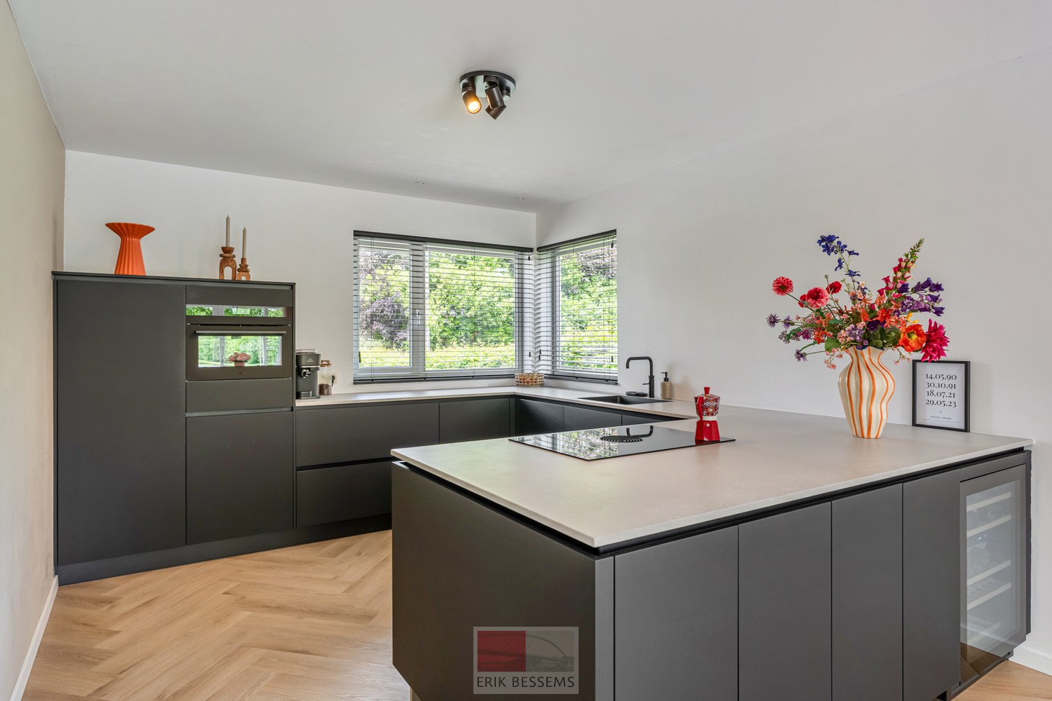 Instapklare gezellige vrijstaande woning met een woonopp. van circa 185 m2 op een perceel van 17a53ca - foto 5
