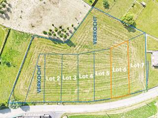 Deze verkaveling situeert zich langsheen de Bontestraat te Sint-Maria-Oudenhove, de gronden zijn uiterst landelijk doch vlot bereikbaar gelegen...
