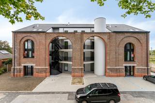 Veurne, de nieuwe bruisende trekpleister van de Westhoek, met zijn volledig nieuwe stadsdeel aan het suikerpark. De combinatie van vernieuwing...