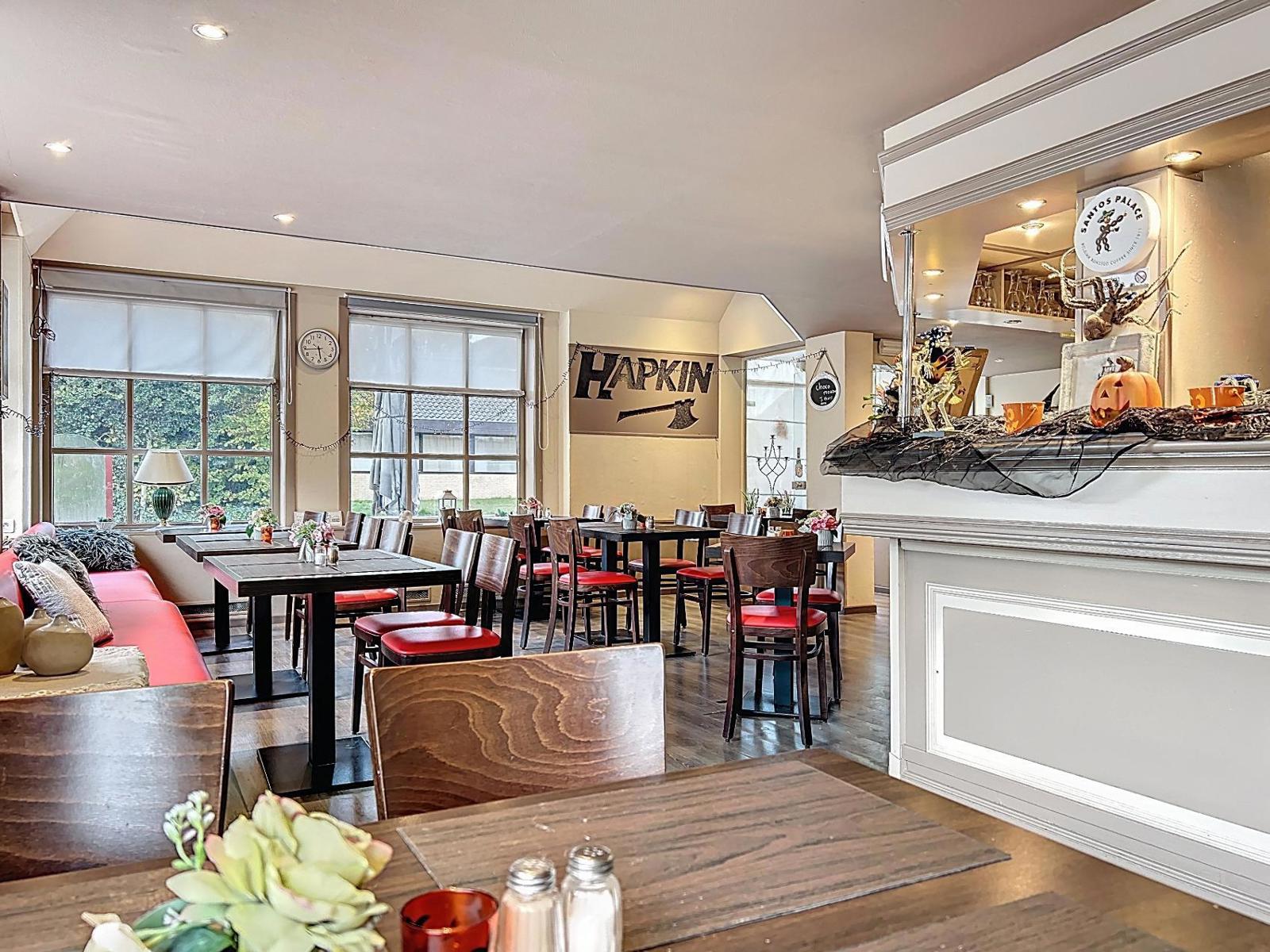 Horecapand op 674m² met woonst en grote parking - foto 5