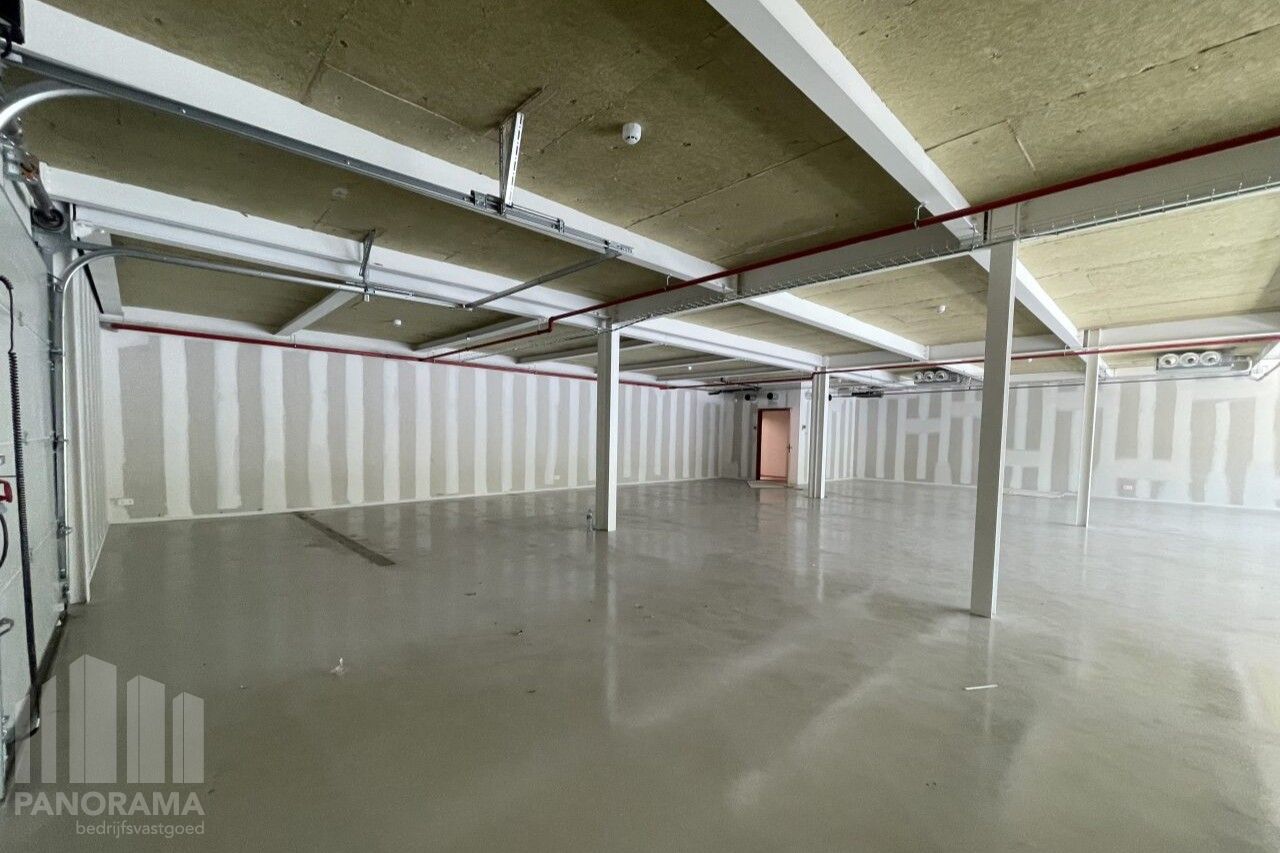 Modern & Duurzaam Kantoor van 323 m² nabij R0 te Wemmel - foto 4