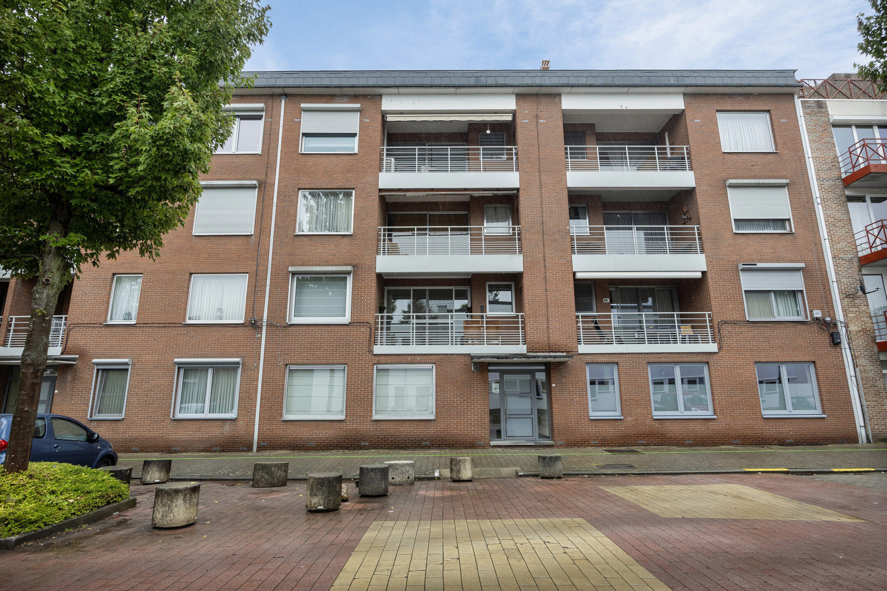 Appartement te koop in Genk met 3 slaapkamers - foto 1
