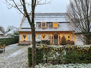 Op een rustige, doodlopende straat, vlak bij het kasteel van prins De Merode en op wandelafstand van het gezellige centrum van Westerlo, vinden...