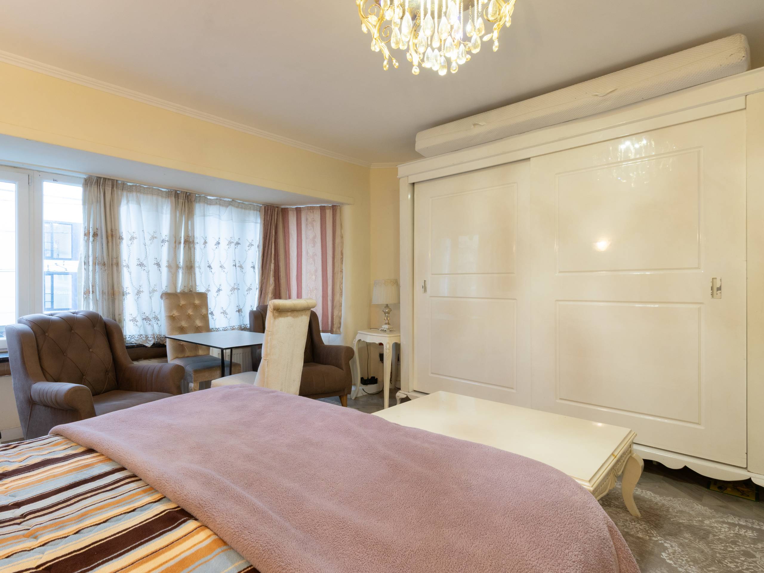 Handelspand met 2 appartementen op toplocatie - foto 3