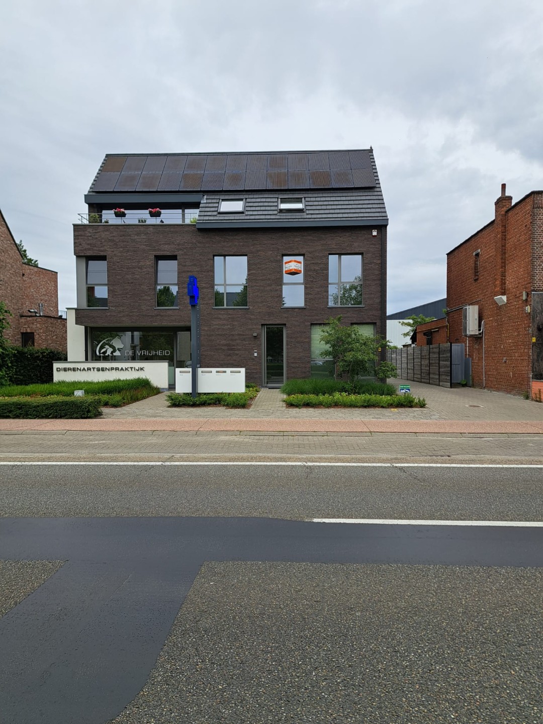 Een mooi afgewerkt appartement op de eerste verdieping met terras en lift - foto 2