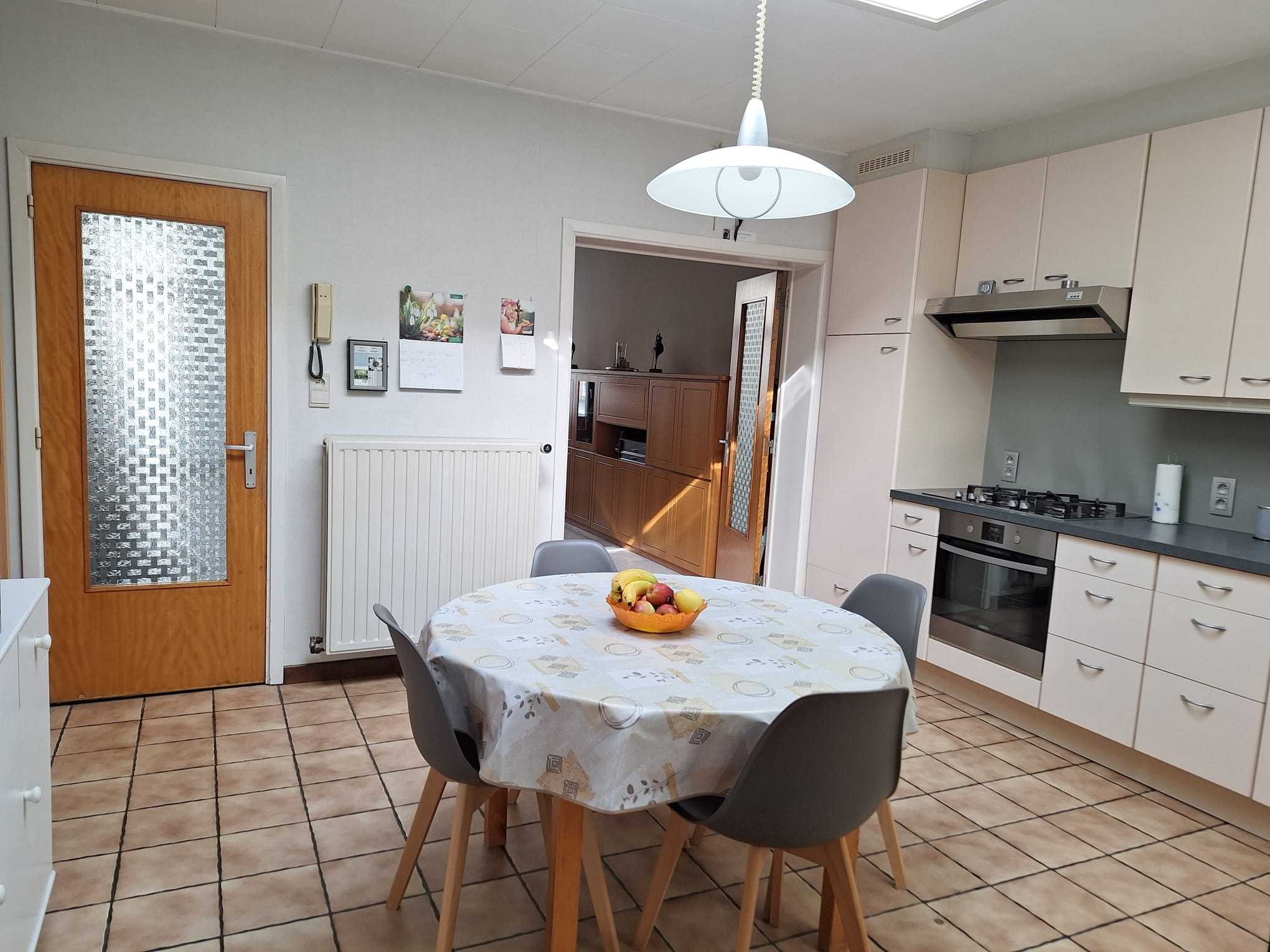 Huis te koop in Antwerpen met 4 slaapkamers - foto 4