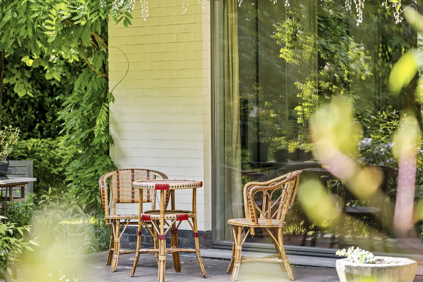 Low-rise villa, hidden in greenery, on a plot of 1,192 m² - photo 5