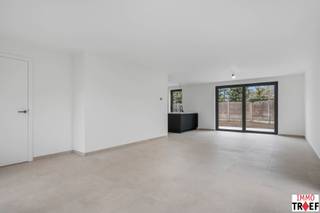 Deze nieuwbouwwoning is gelegen in woonproject Nieuw Haagem in Oudegem/Dendermonde, is zeer rustig en toch vlakbij winkels, scholen,...