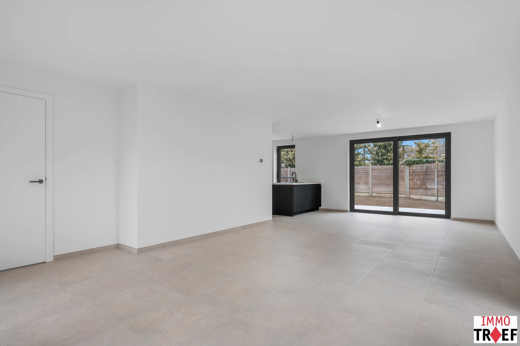 Energiezuinige nieuwbouwwoning zeer rustig &amp; centraal gelegen te Oudegem - foto 3