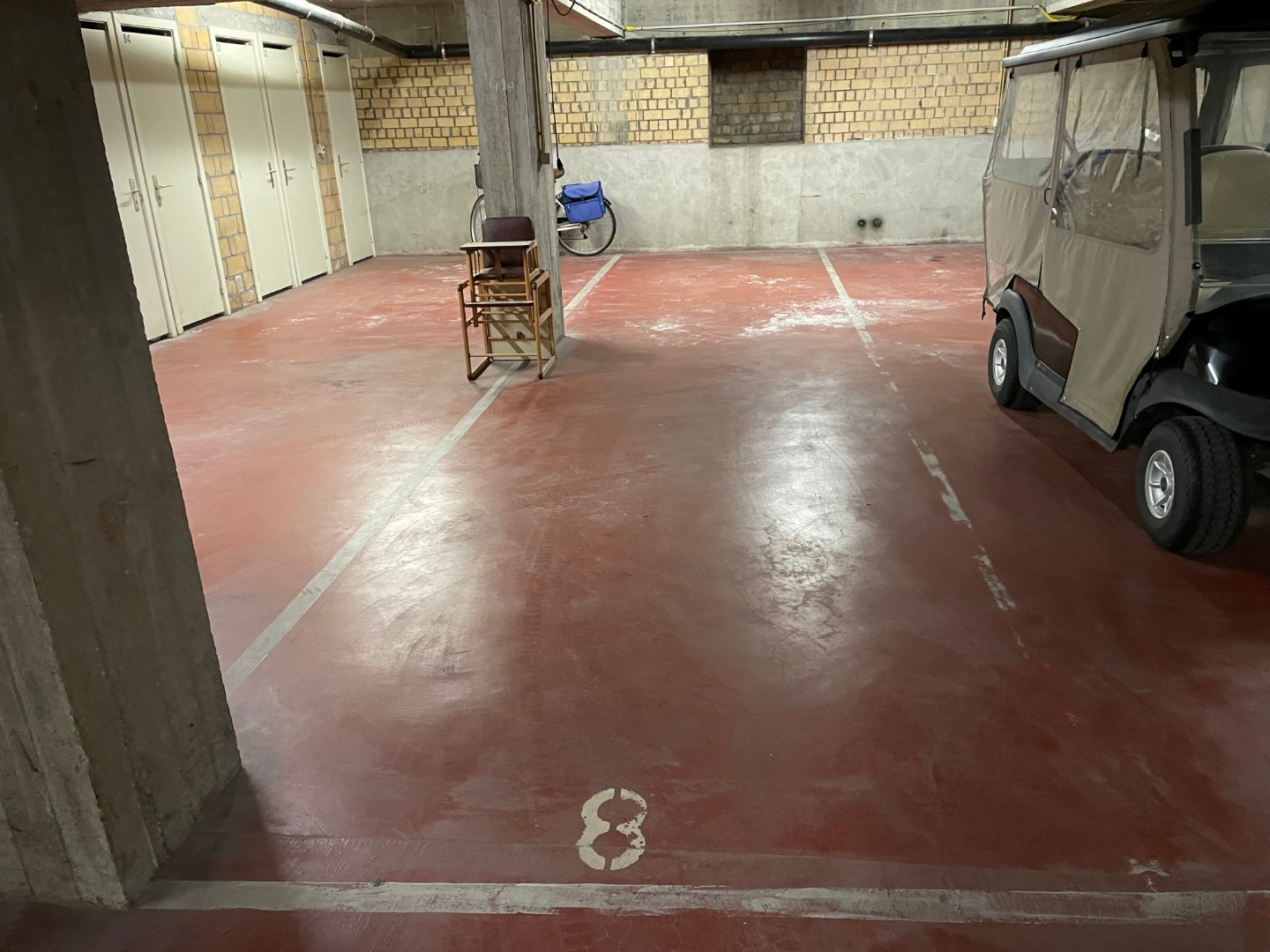Dubbele ondergrondse staanplaats te huur - foto 1