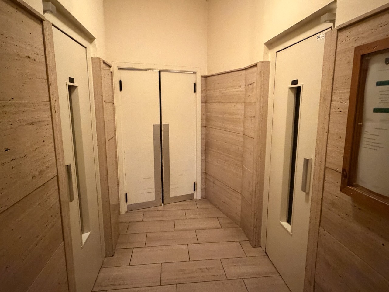 Genk-centrum, Dieplaan 29 bus 28 - Gezellig appartement met 1 slaapkamer (47 m2) en kelderberging. - foto 4