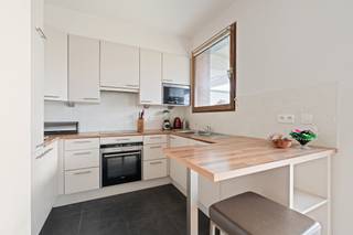 Te koop: modern appartement in Vilvoorde, centraal gelegen nabij scholen, openbaar vervoer en het park.Dit instapklare appartement (bouwjaar 2010)...