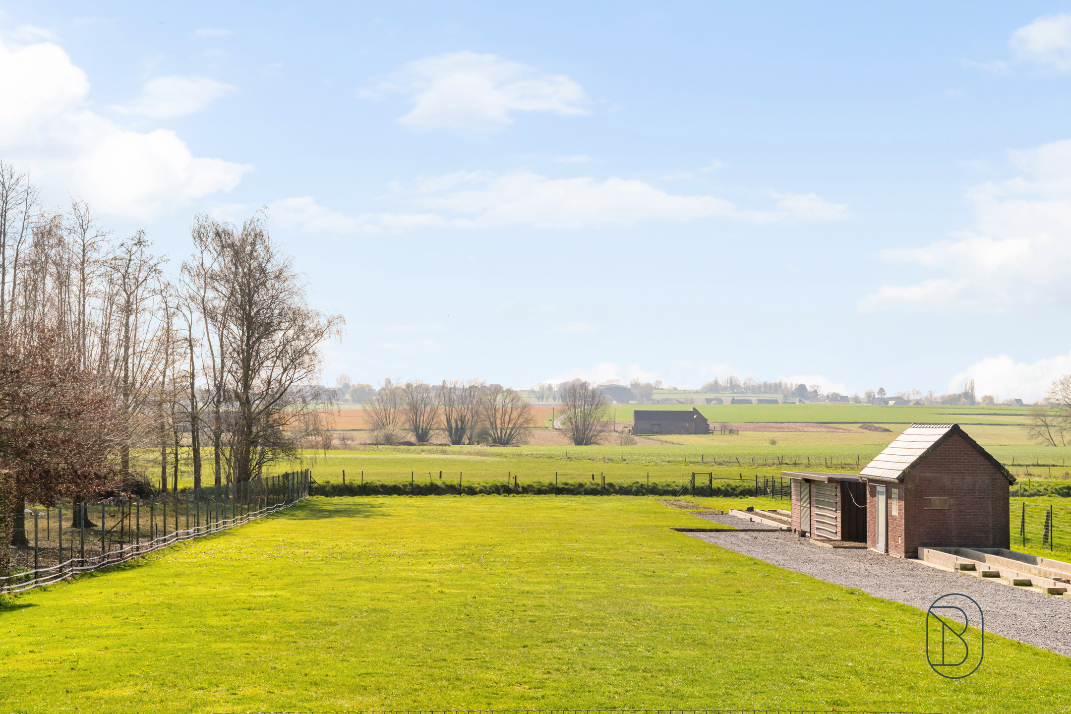 Ruime woonst met prachtig zicht, tinyhouse en dubbele garage - foto 2