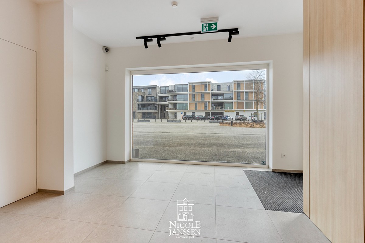 Gelijkvloers instapklaar handelspand - foto 5