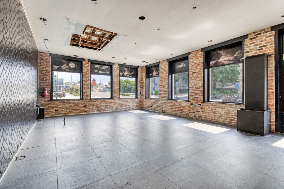 HORECAZAAK met WOONST te BRUGGE - foto 5