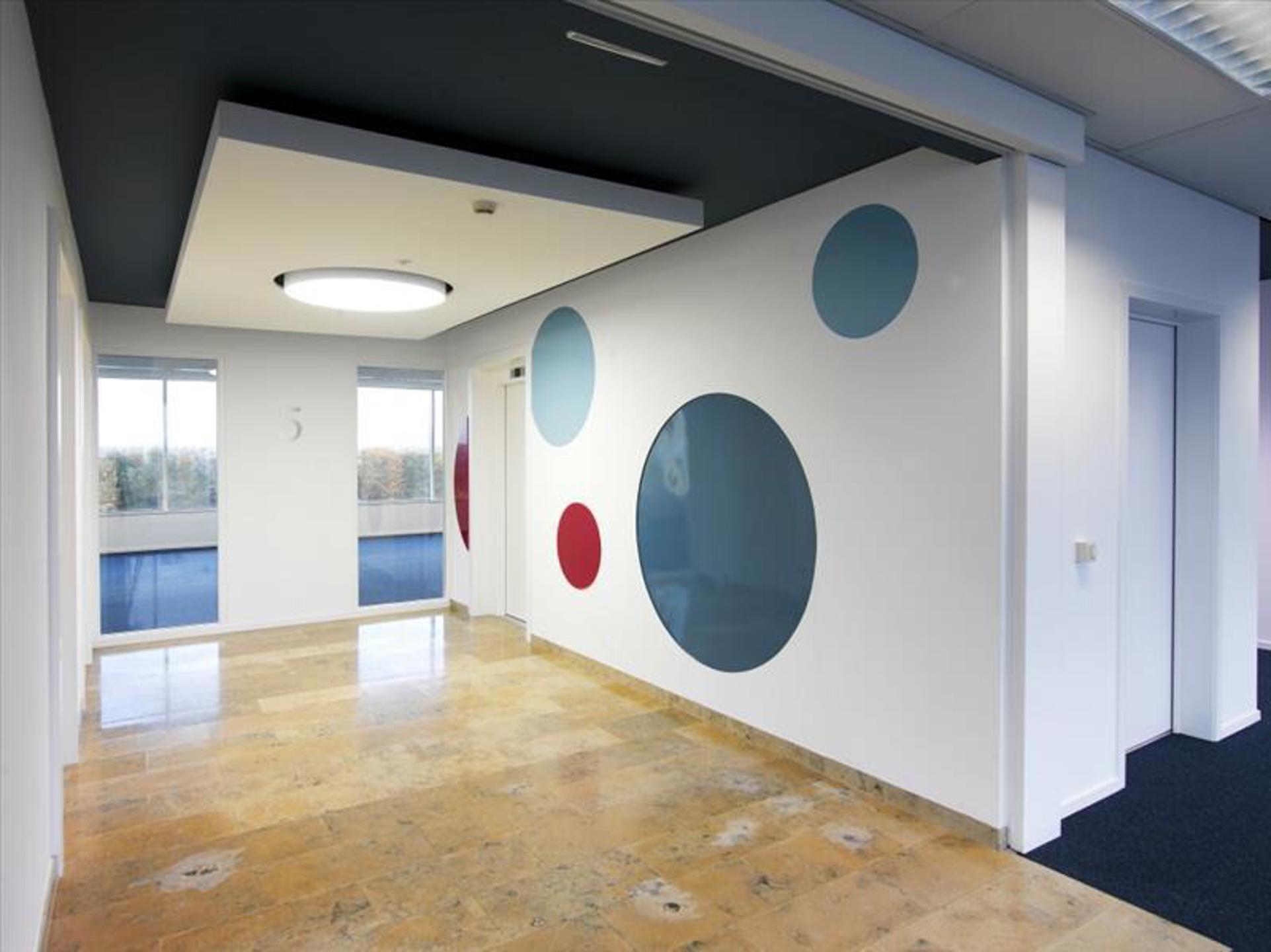 Commercial for rent in Sint-Stevens-Woluwe - photo 4