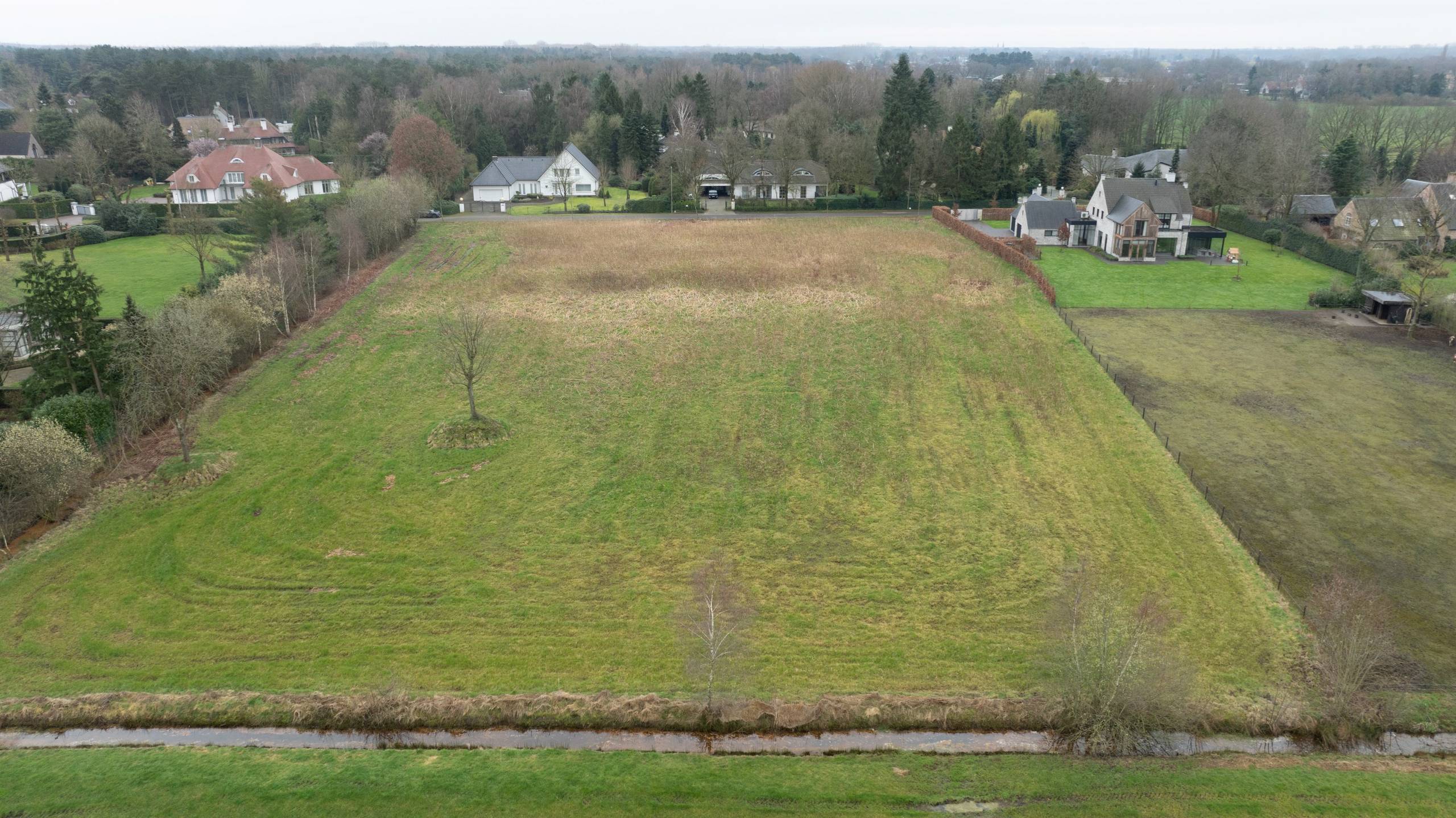 Terrain de construction avec zone agricole adjacente à Pelt - photo 3