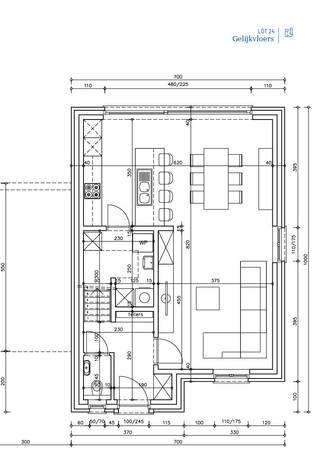 Ontdek de charme van deze energiezuinige E30 nieuwbouwwoning in het hart van Evergem – een waar pareltje onder de woningen! Genesteld op een royaal perceel van 524m2, met een oostelijke oriëntatie, wordt deze woning volledig afgestemd op jouw wensen en behoeften. <strong>Tevens valt de woning onder 6% BTW</strong>. De woning onderscheidt zich door een doordachte indeling op het gelijkvloers met een ruime inkom voorzien van mogelijkheden voor een vestiairekast en een gastentoilet. Daarnaast biedt het gelijkvloers een open keuken en een leefruimte met natuurlijk licht evenals een handige grote wasplaats. De eerste verdieping verwelkomt je met 3 slaapkamers, een badkamer compleet met zowel een bad als een douche en voorzien van een vaste trap naar de zolder.  Deze tot in de puntjes afgewerkte woning straalt praktisch comfort uit. Benieuwd en klaar om je droomhuis te ontdekken? Aarzel niet en neem contact met Ewout via 0497 588 888 of Contact@huysmanbouw.be