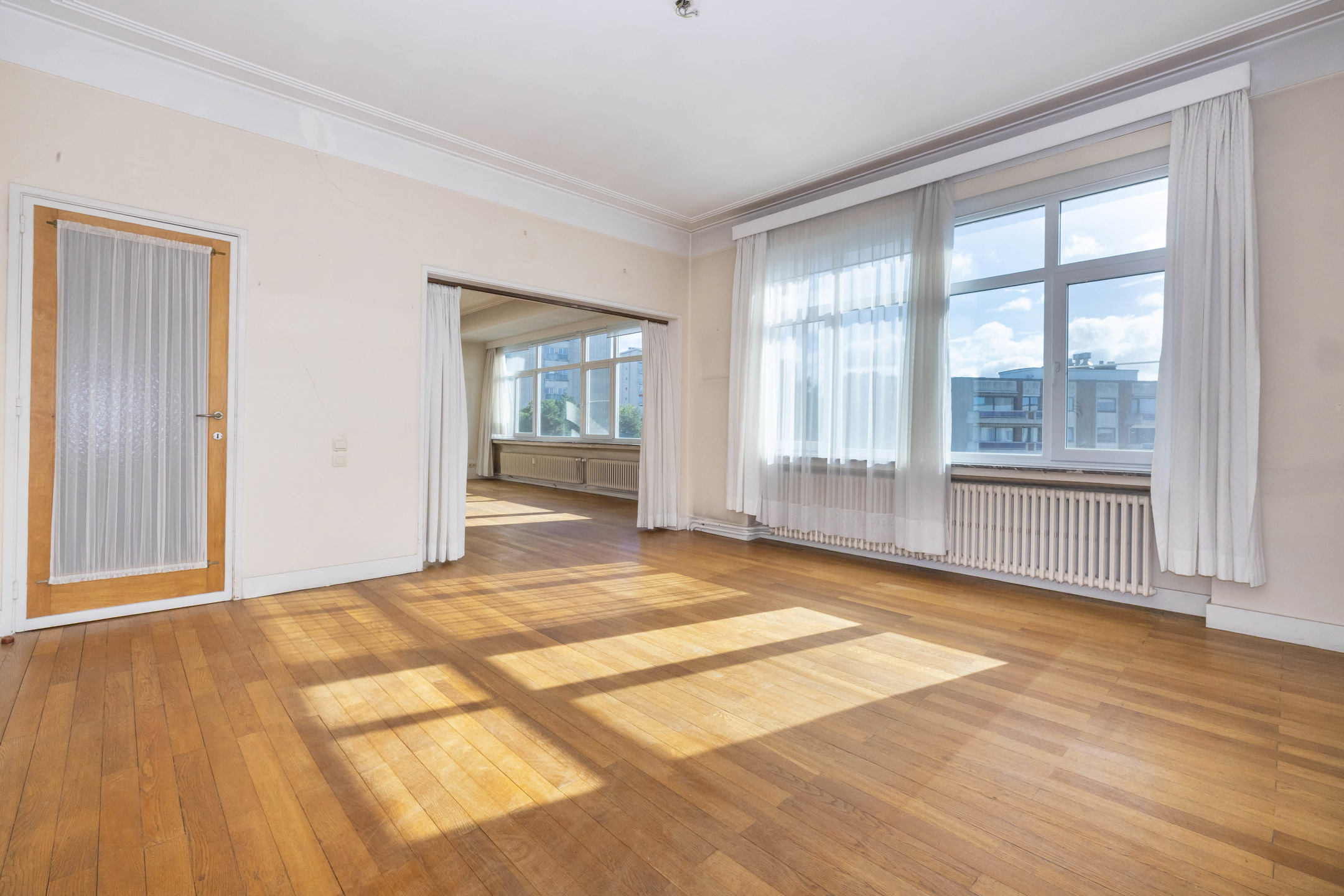 Ruim luxe appartement te gerenoveren - foto 3