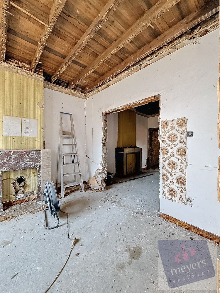 Te renoveren woning met goedgekeurde plannen – Hasselt - foto 4