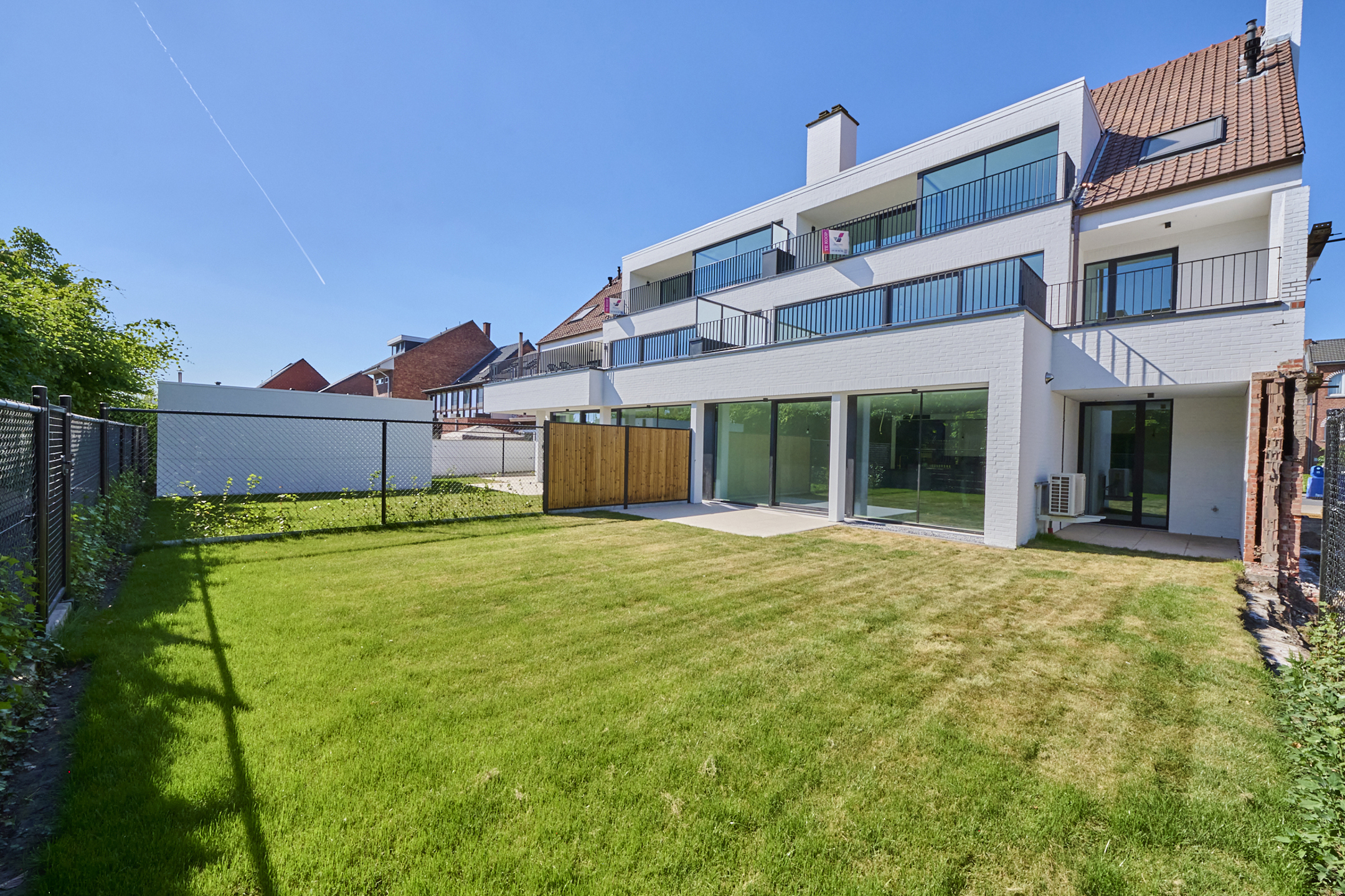 Apartment for rent in Hasselt with 3 bedrooms - photo 2