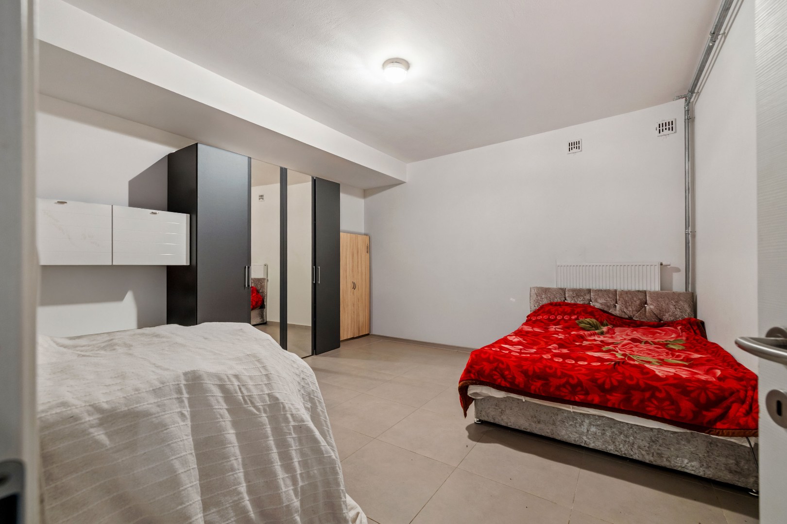 Apartment for sale in Beveren with 4 bedrooms - photo 5