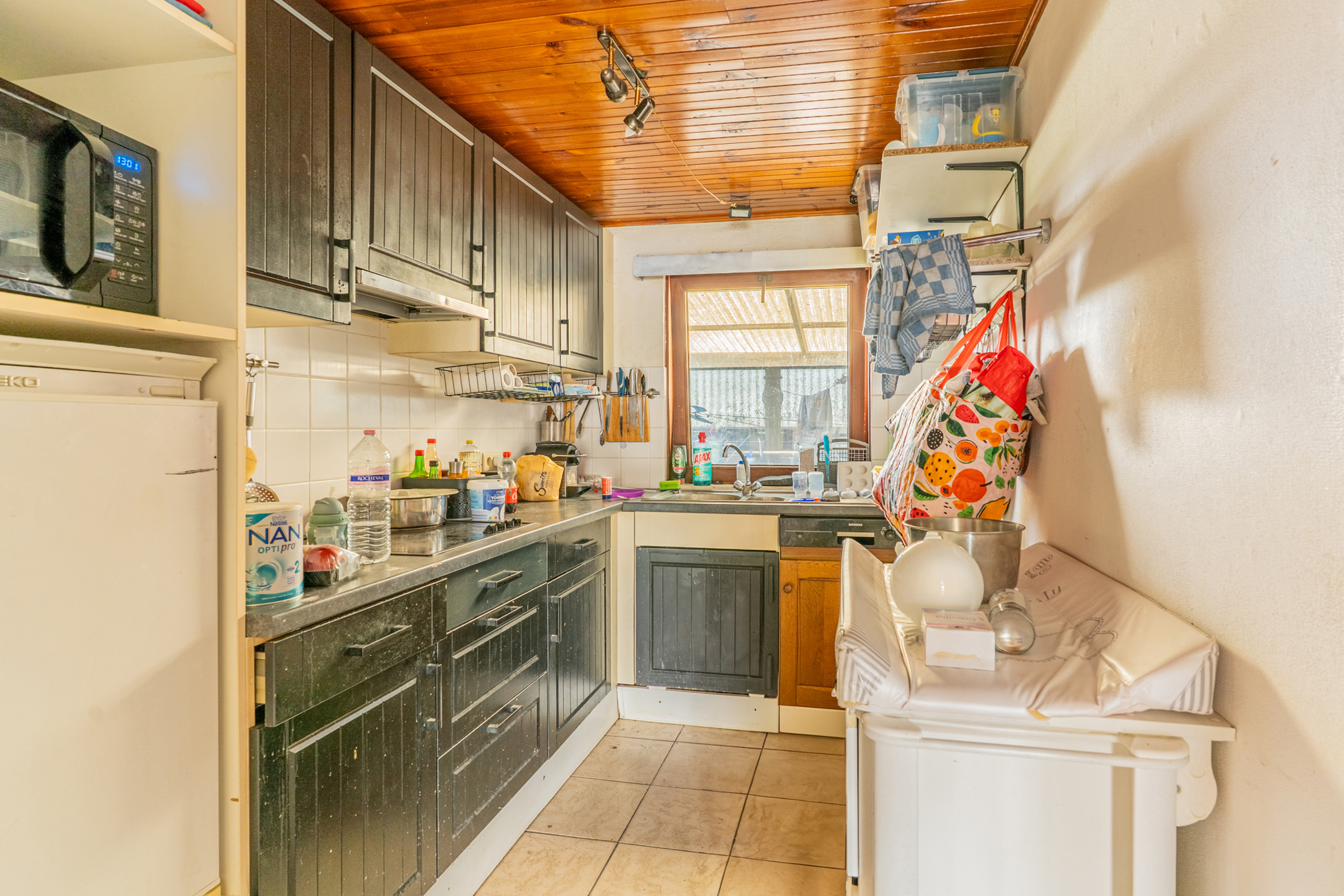 Bouwgrond voor open bebouwing met kleine woonst - foto 5