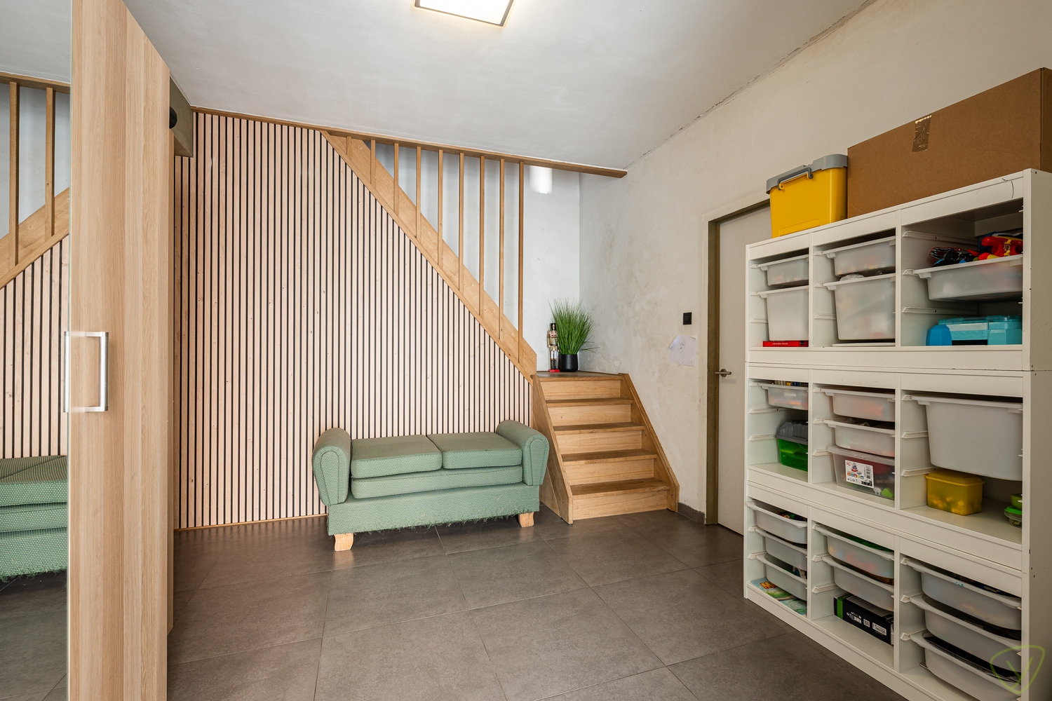 Vernieuwbouw woning met praktijkruimte op topligging met uitstekende zichtbaarheid in Evergem - foto 4