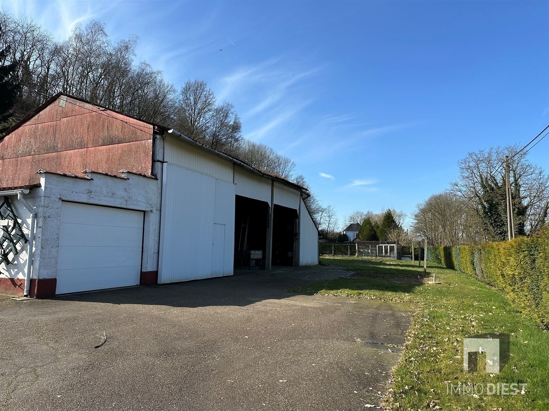 Woning met stalling/opslagplaats en weiland - foto 4