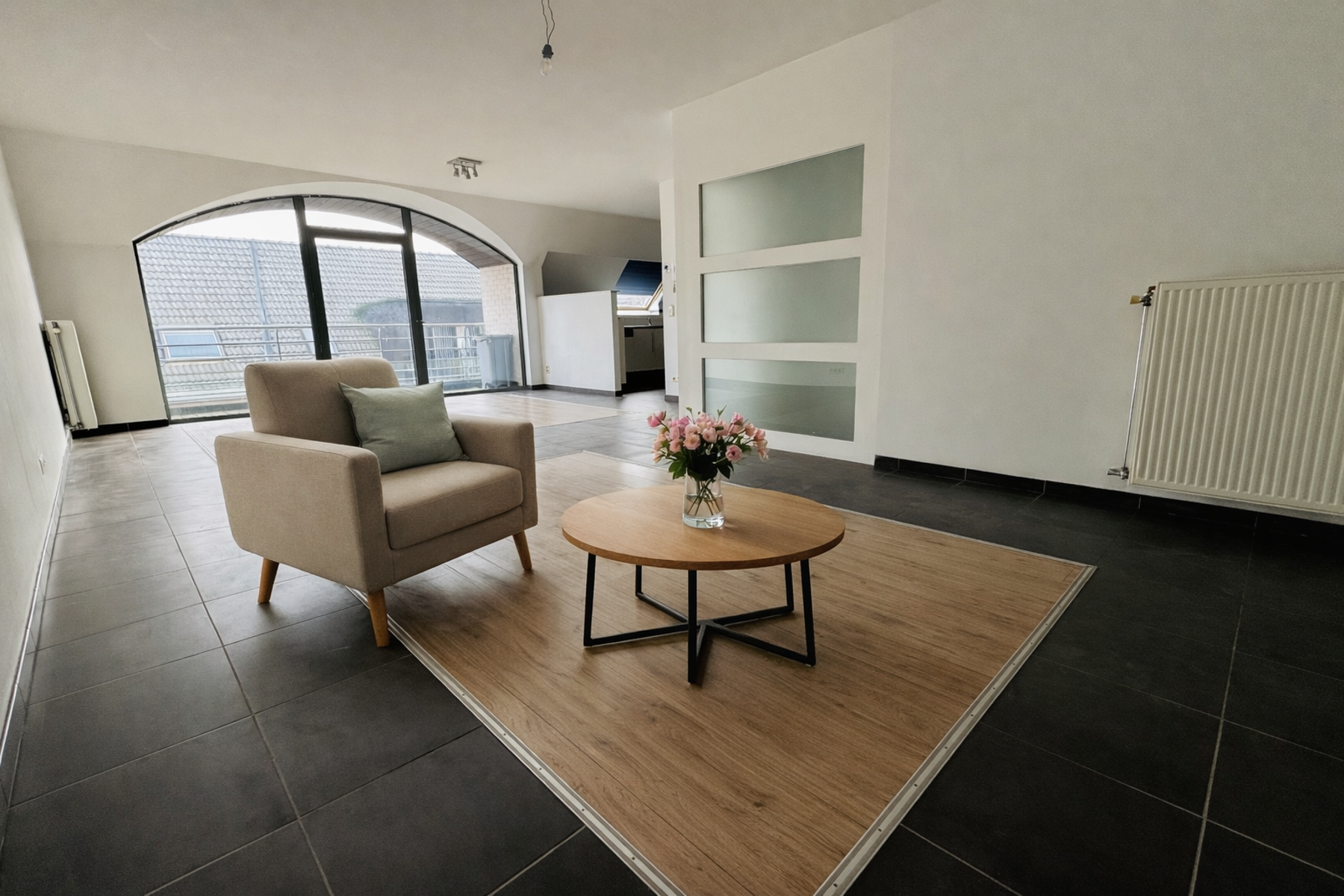 Lichtrijk appartement met 3 slaapkamers in centrum Temse.  - foto 2