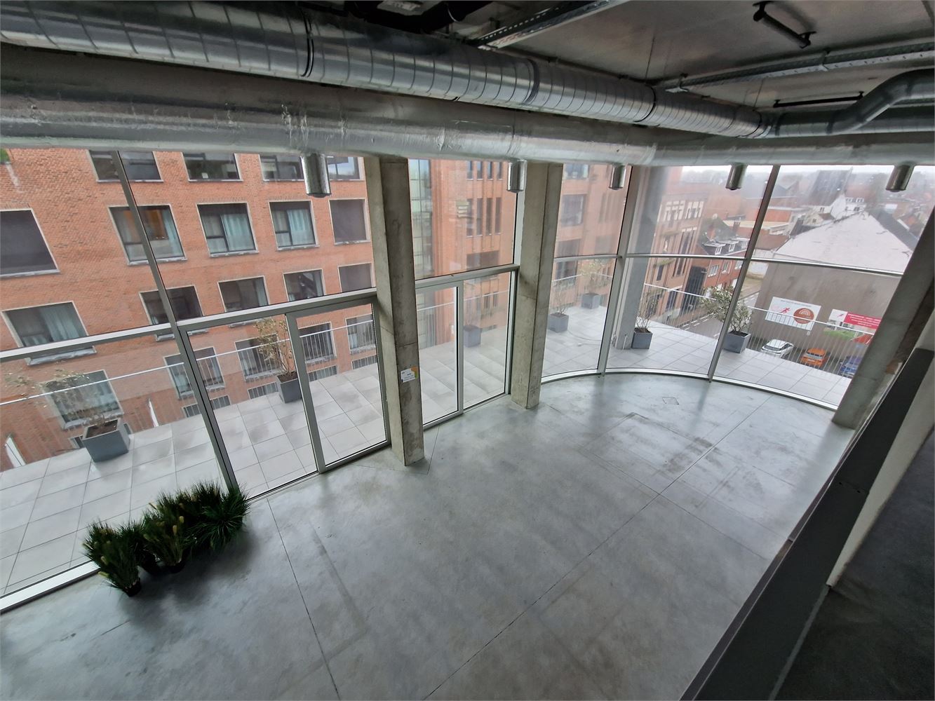 RECENTE COMMERCIËLE UNITS NABIJ ALBERT HEIJN - foto 4