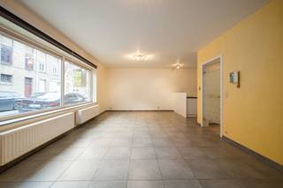 In het centrum van Diksmuide bevindt zich dit gezellige en ruime appartement van 120 m², op wandelafstand van de Grote Markt, winkels en...